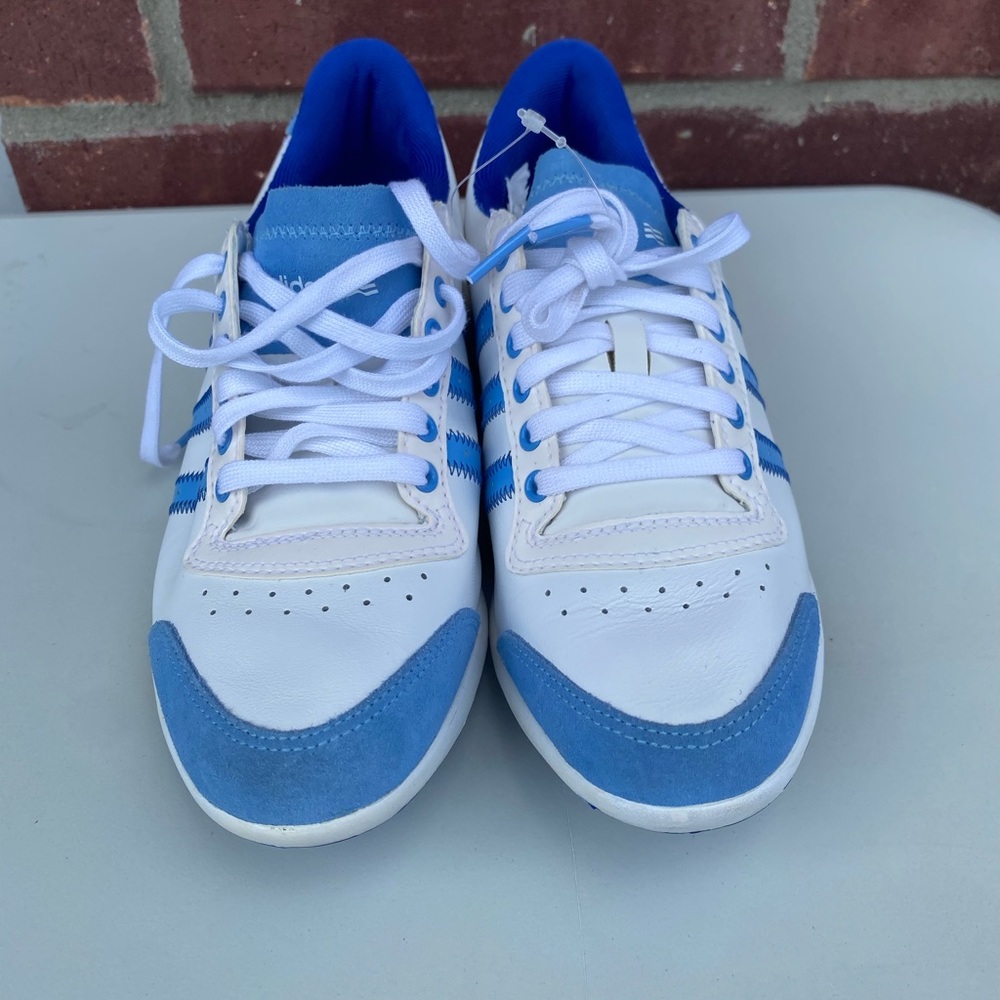 ADIDAS Adicross 675552 Spikeless Leather Women's Size 7.5 White/Blue Golf Shoes